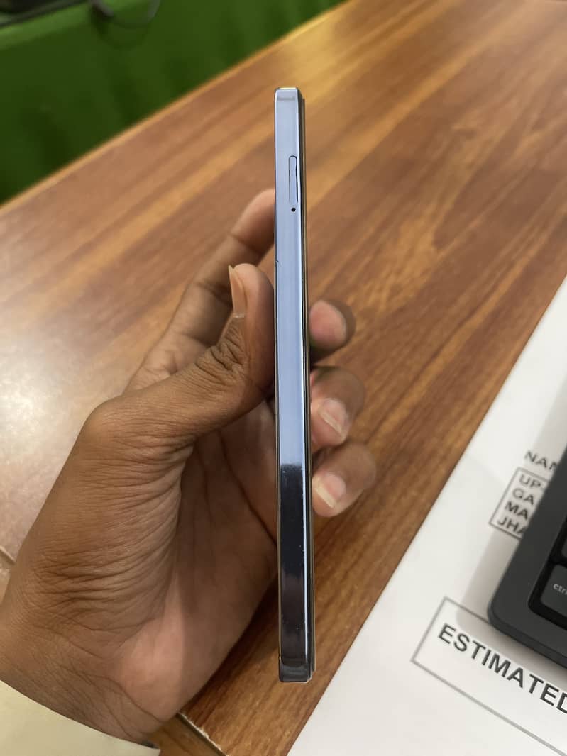 Tecno CAMON 20 2