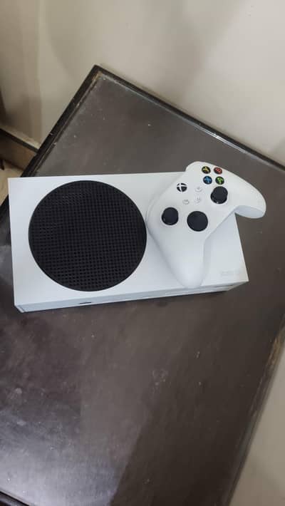 Xbox Series S 512GB Complete Box Pack – Used Like New