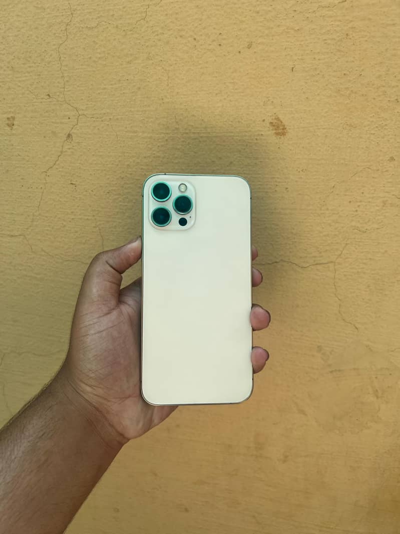 iPhone 12 pro max 0