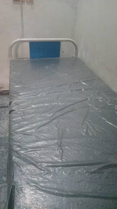 hospital bed with metters sale