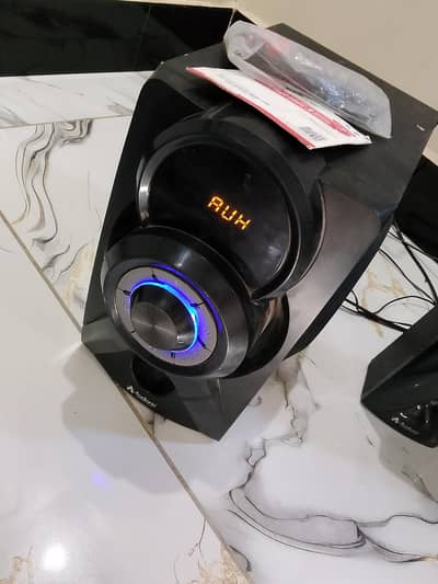 audionic Mega 100