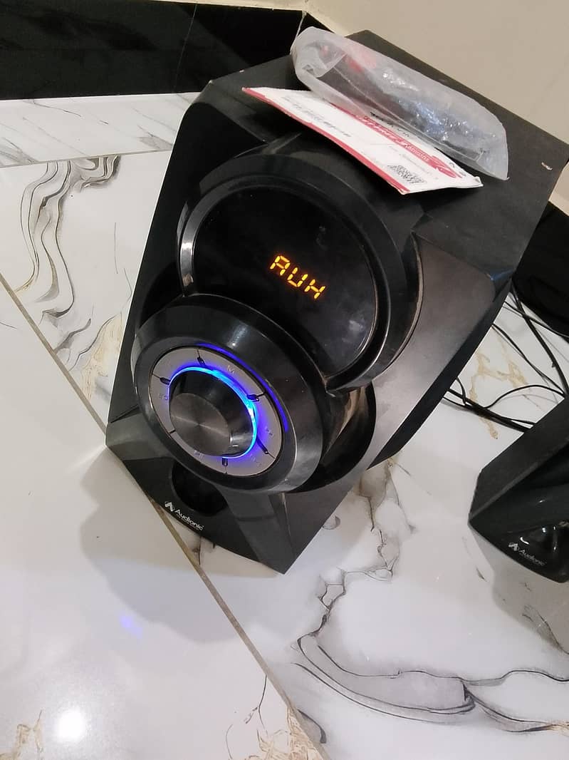 audionic Mega 100 0