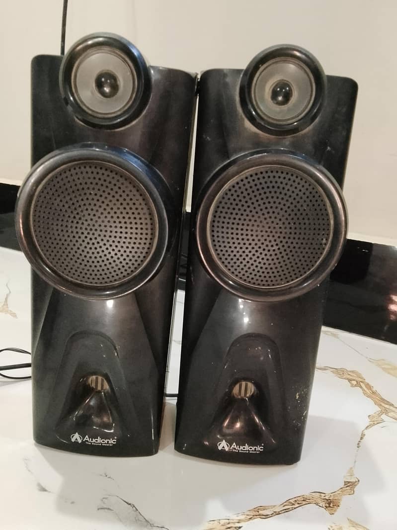 audionic Mega 100 1