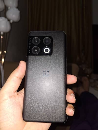 One Plus 10 Pro