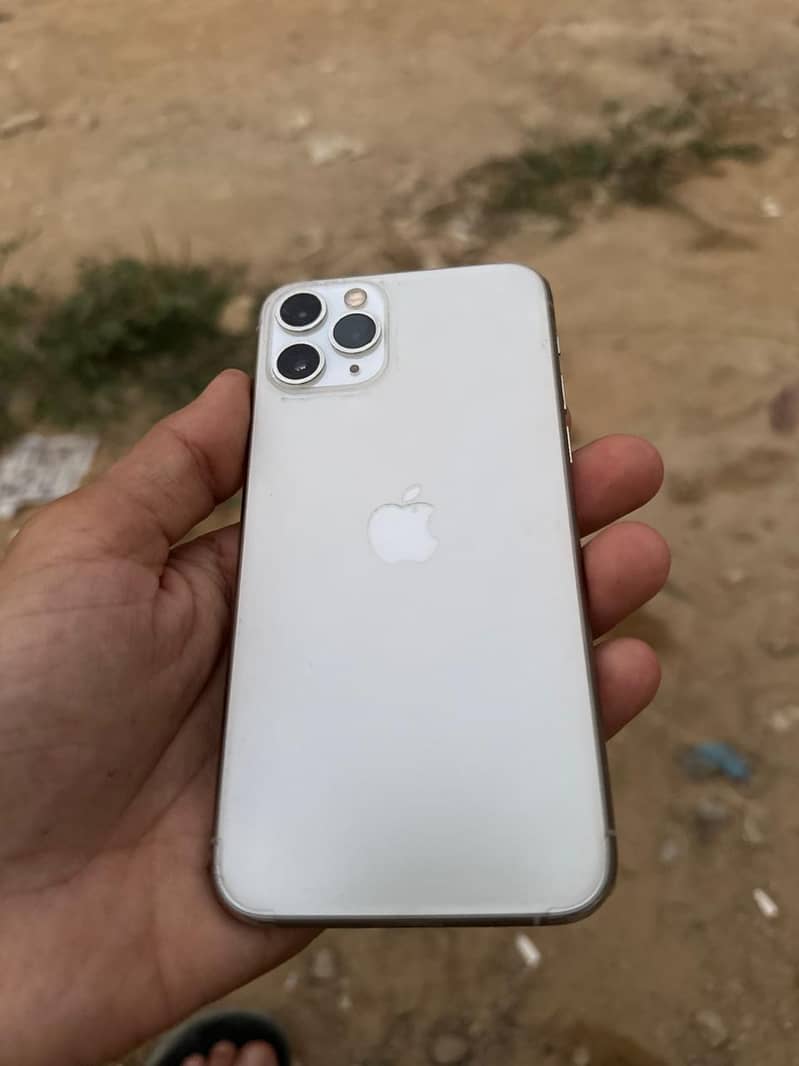 Apple iPhone 11 Pro 0