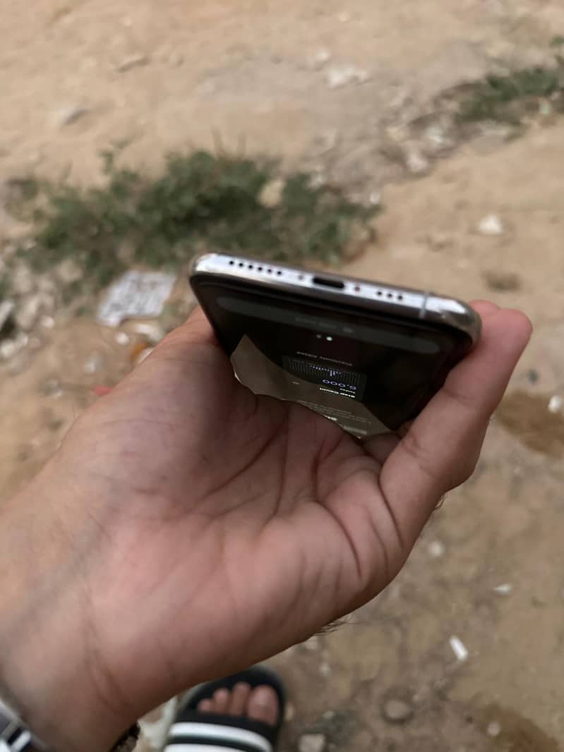 Apple iPhone 11 Pro 5