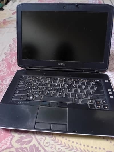 Window 10 condition 8/10 urgent sell  1 year use