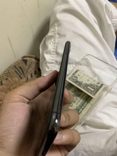 Apple iPhone 11 Pro Max