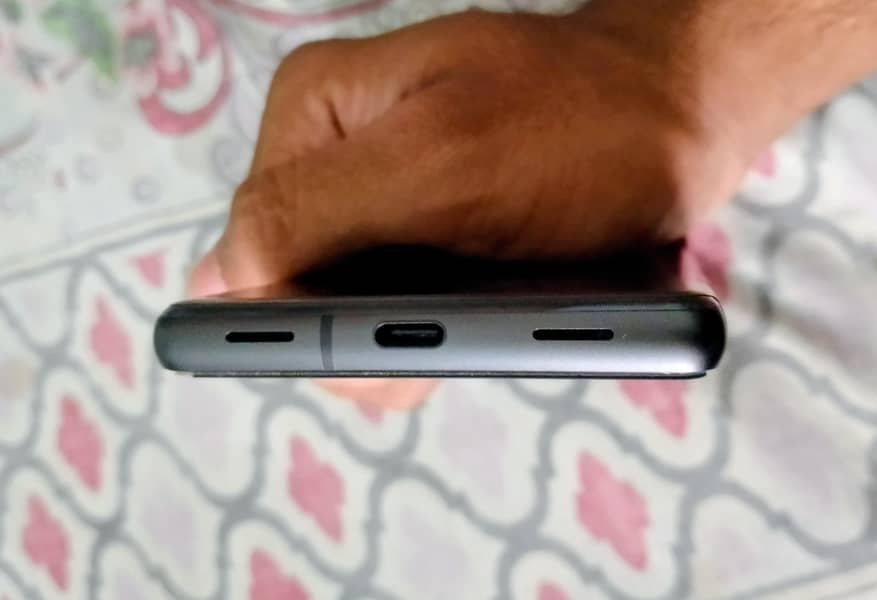 GOOGLE PIXEL 7A 6