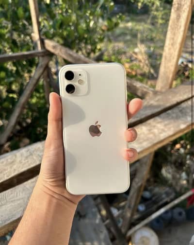 iphone 11 pta 10/10