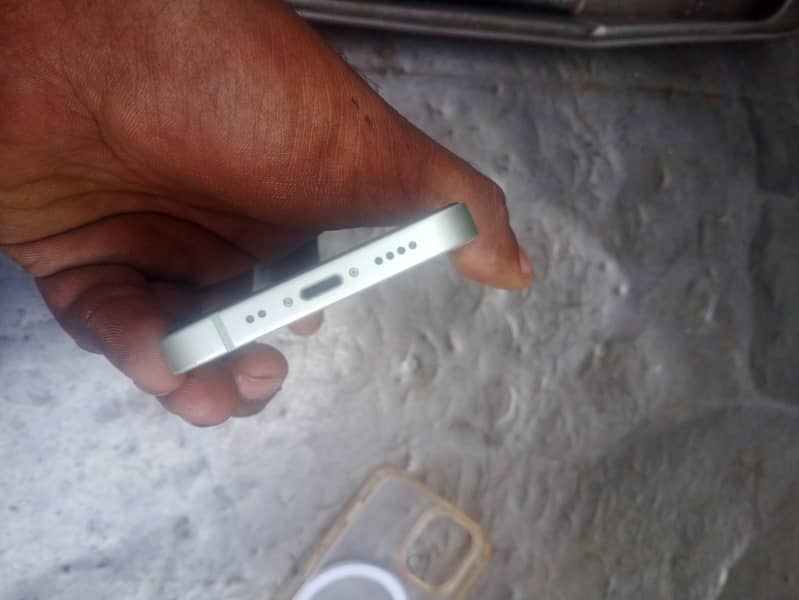 iPhone 12 mini 6