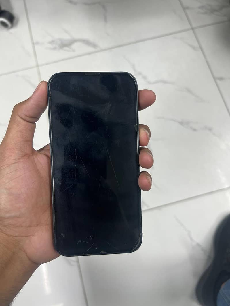 Apple iPhone 13 jv 2