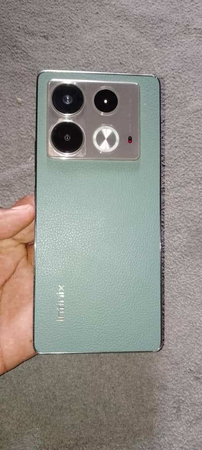 Infinix Note 40