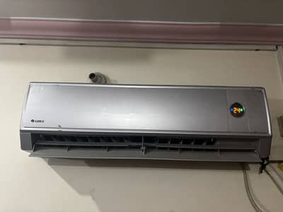 Gree 1.5 ton ac no leakages no repairs