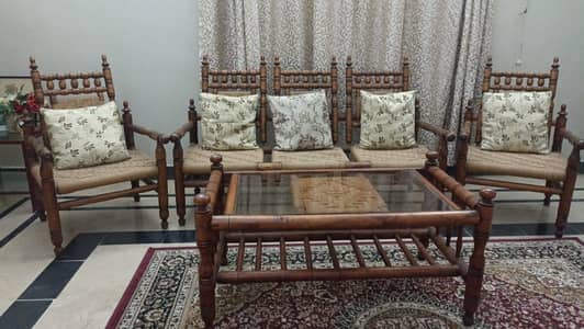 5 Seater Chair Set With Table