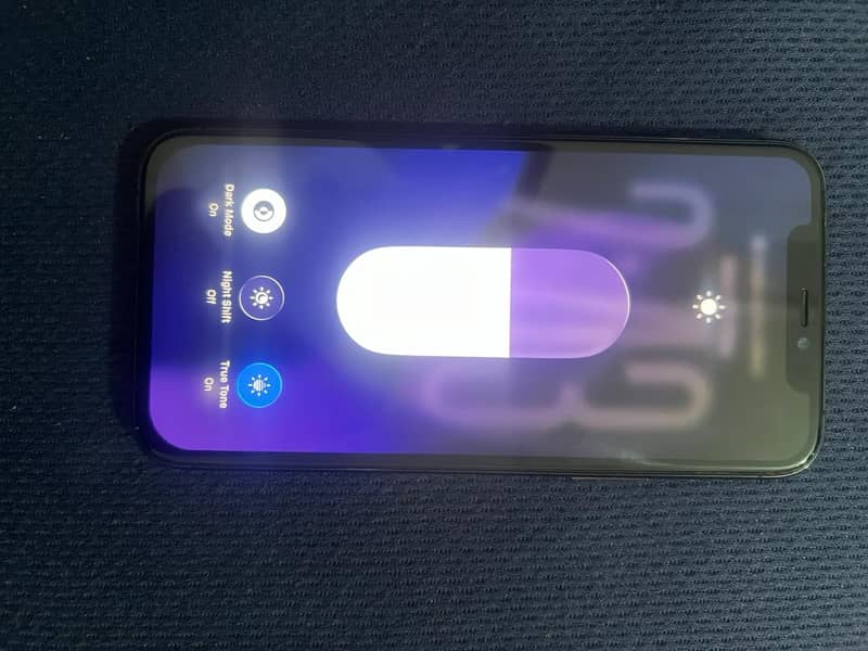 iphone 11 pro 4