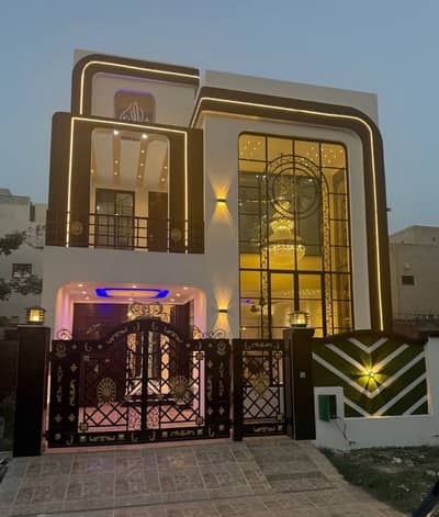 5 Marla Ultra Modern House for Sale Bahria Nasheman Lahore