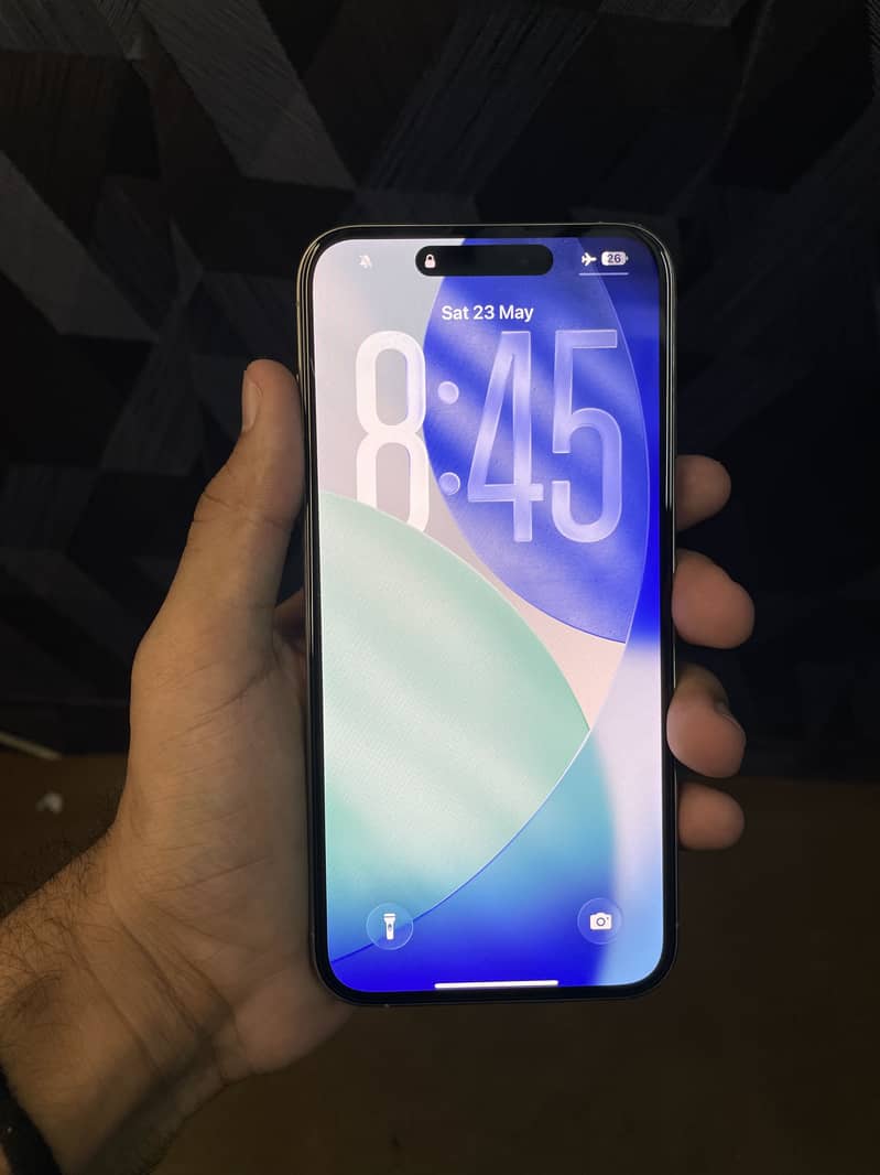 iPhone 15 Pro Max 1