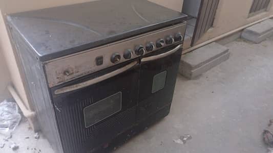 Gas Cooking Range (Oven) for sale