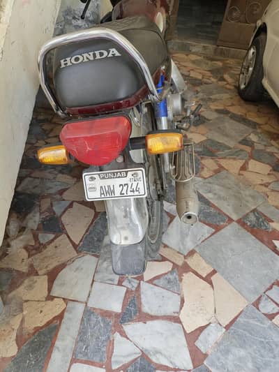 Honda CD70 2023 model