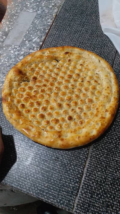 tandoori chef ki job ho kis k pas to