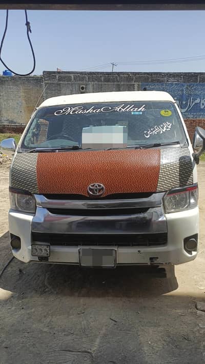 Toyota Hiace brand new tyre 18 seater baksa 214