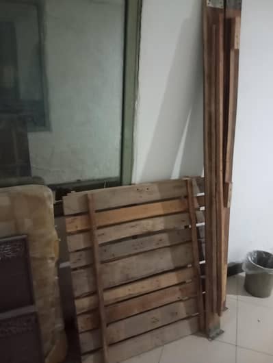 single bed with mattress