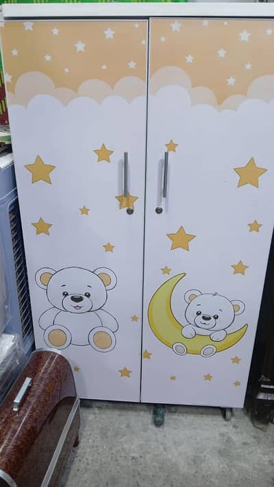 baby wardrobe (almari)