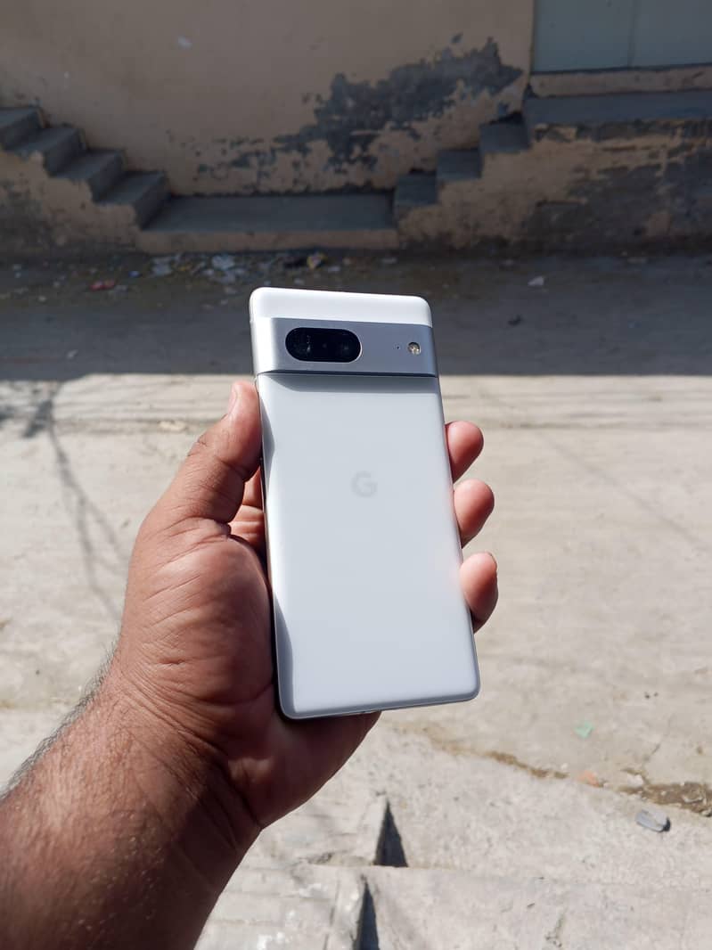 Google Pixel 7 2