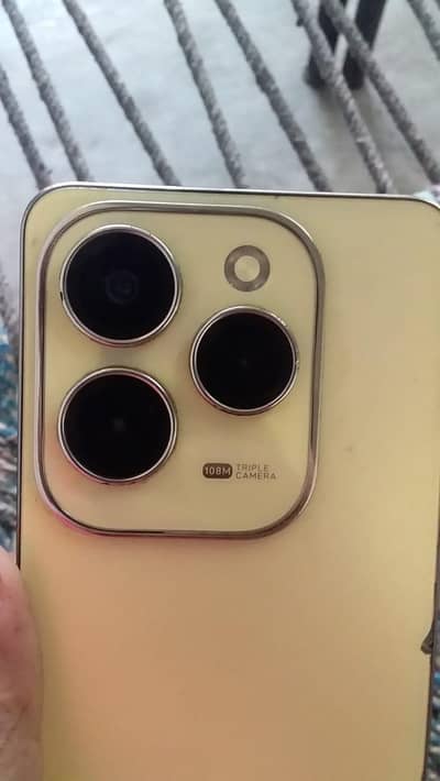 Infinix hot 40 pro