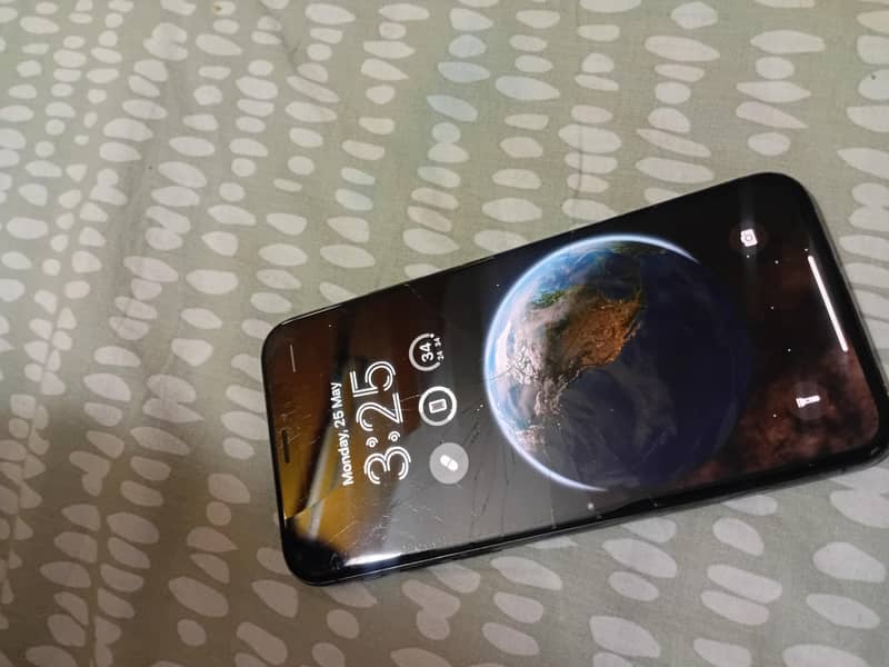 Apple iPhone X 1