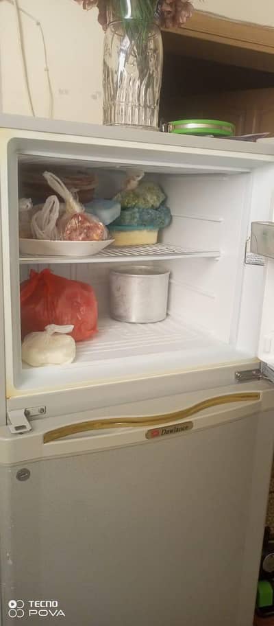 dawalance refrigerator 10/9 condition