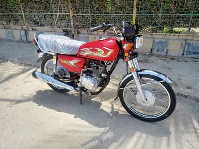 UNITED 125/2025/12/28 GENUINE CONDITION GENUINE ENGINE KARACHI NUMBER