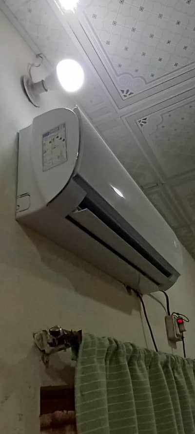 gree 1ton inverter ac heat and cool