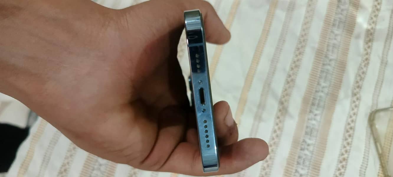 iphone 13 pro max 1