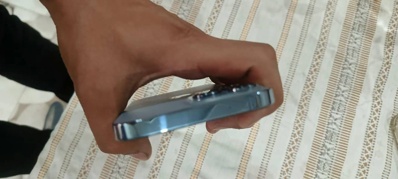iphone 13 pro max 2
