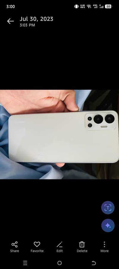 Infinix Hot 12