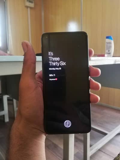 One plus 9 5g 12/256