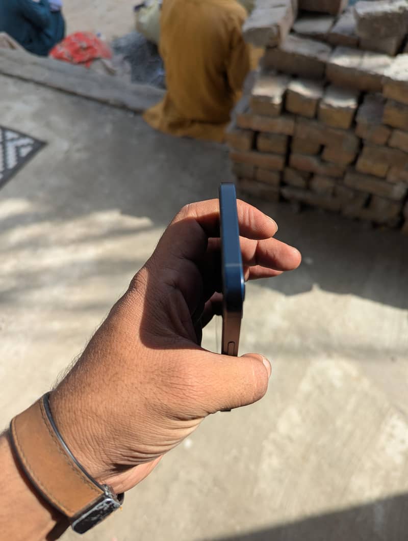 iphon 12 2