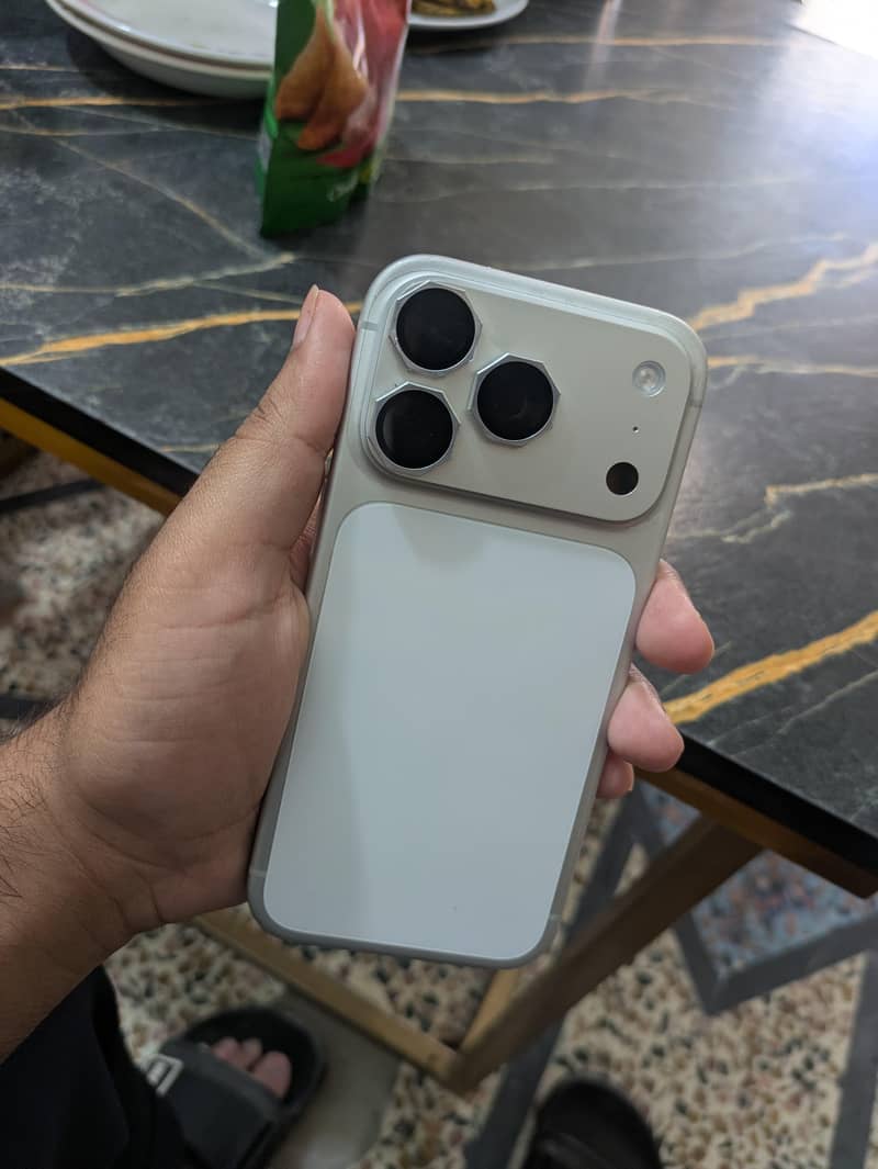 iphone 17 pro 5