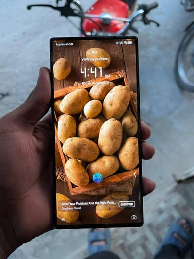 Zte nubia RedMagic 9 Pro ki battery chiye mujy