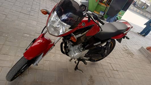 Ybr yamaha 2019 model genuine lush bike first owner