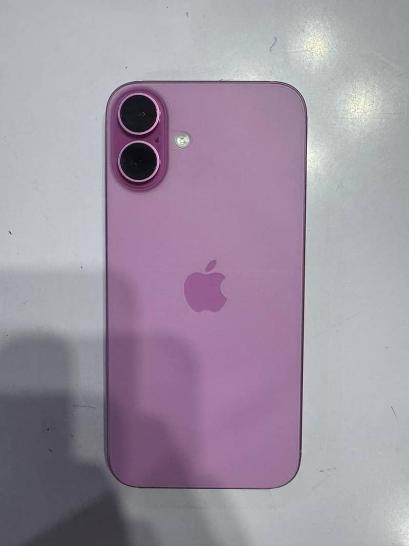 Apple iPhone 16 Plus 0