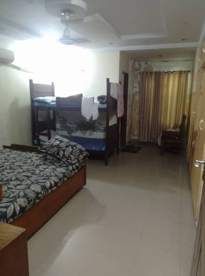 uper portion available for rent