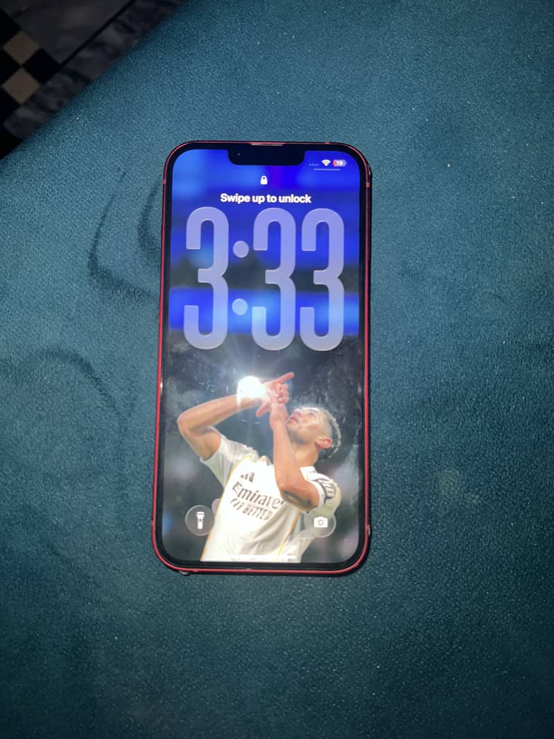 Apple iPhone 13 0