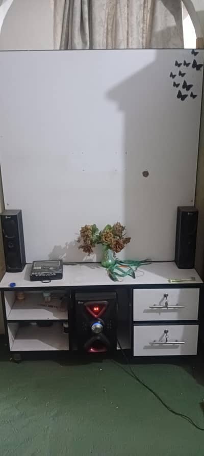 LCD TV TROLLY