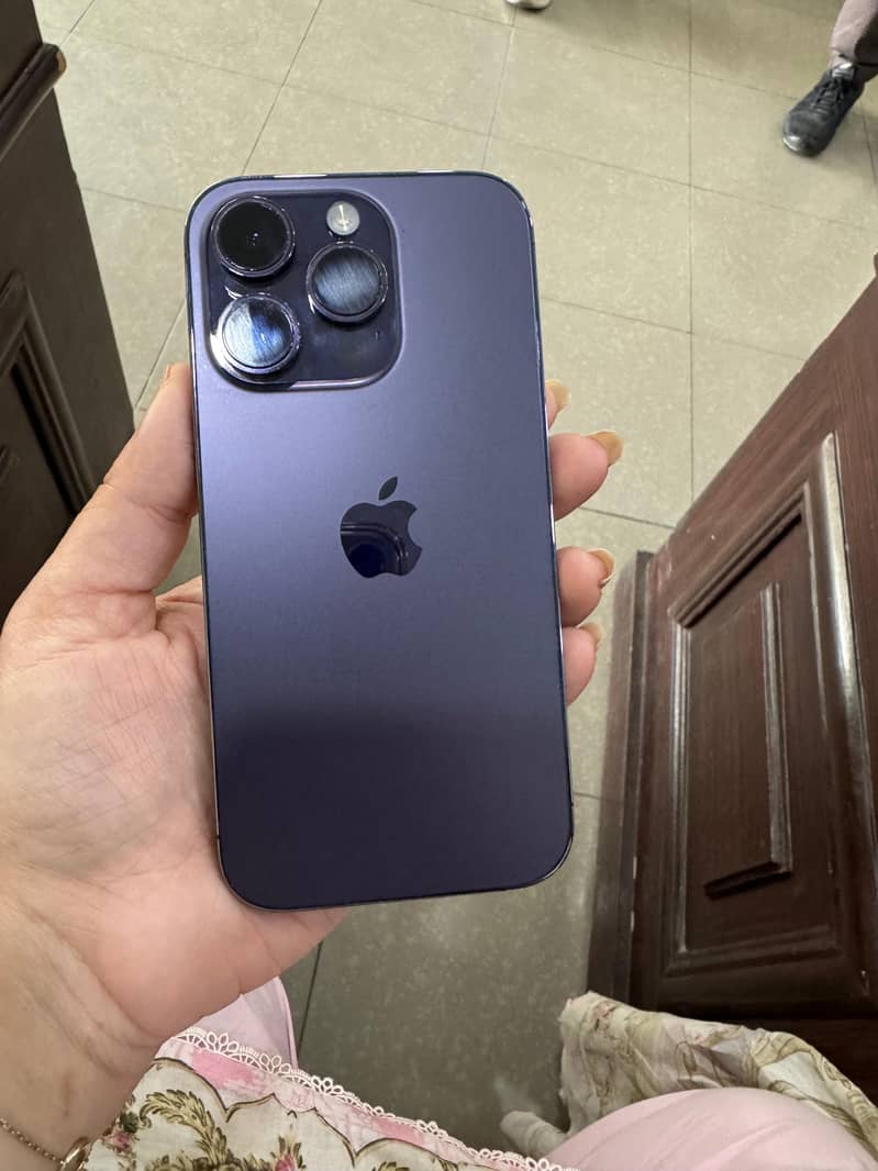 14 pro mint condition 1