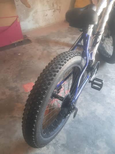Fat tire Sport bicycle for sale|| Excelent condition.