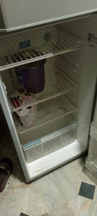 No frost fridge for Urgently Sale