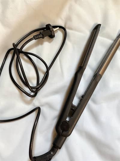 Professional Hair Straightener with Multi-Temperature Control